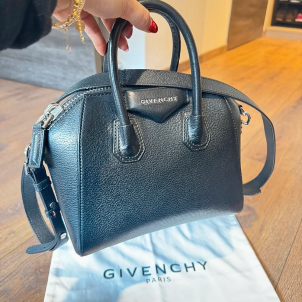 Givenchy Antigona bag